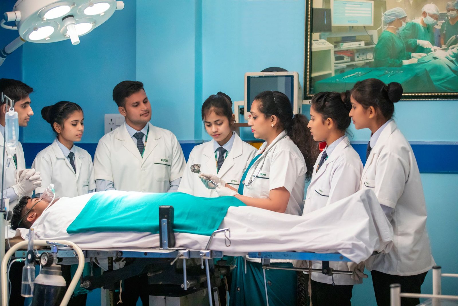 Utkarsh Paramedical Institute Slide 2